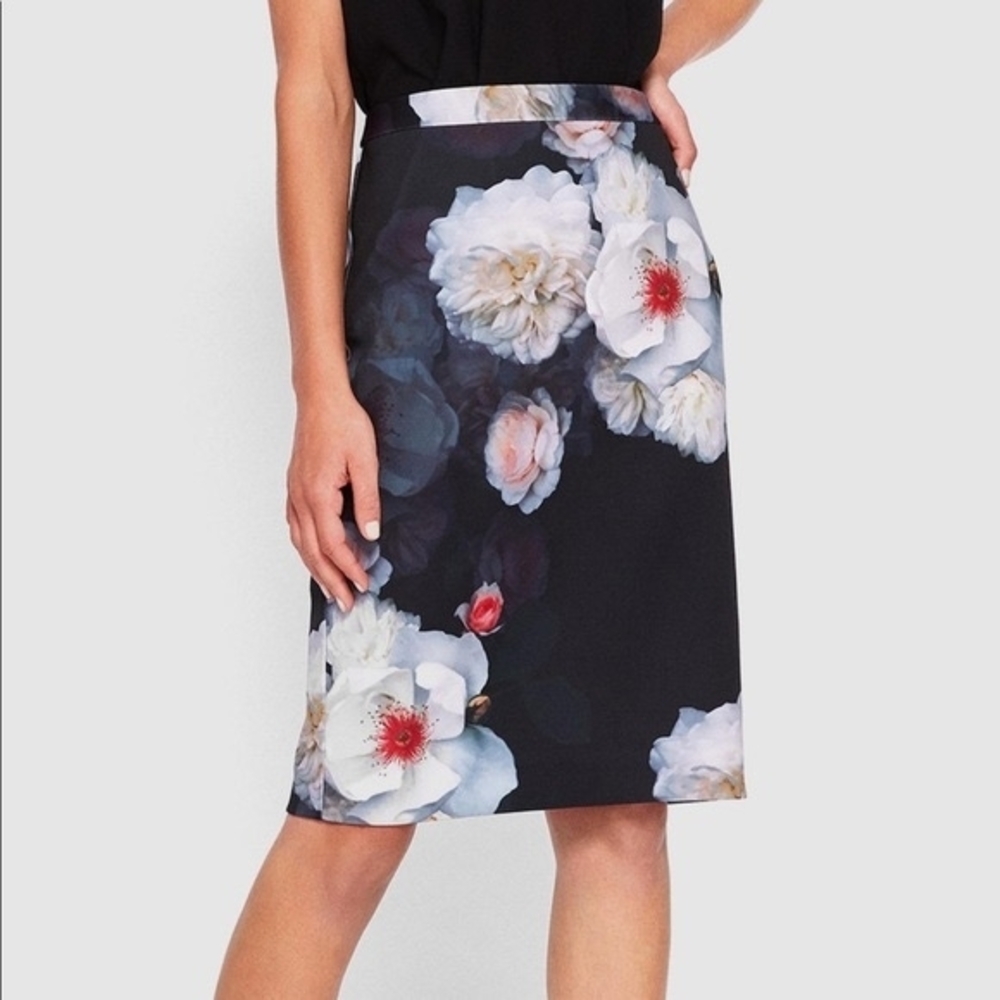 Ted Baker London lieyaa Chelsea skirt